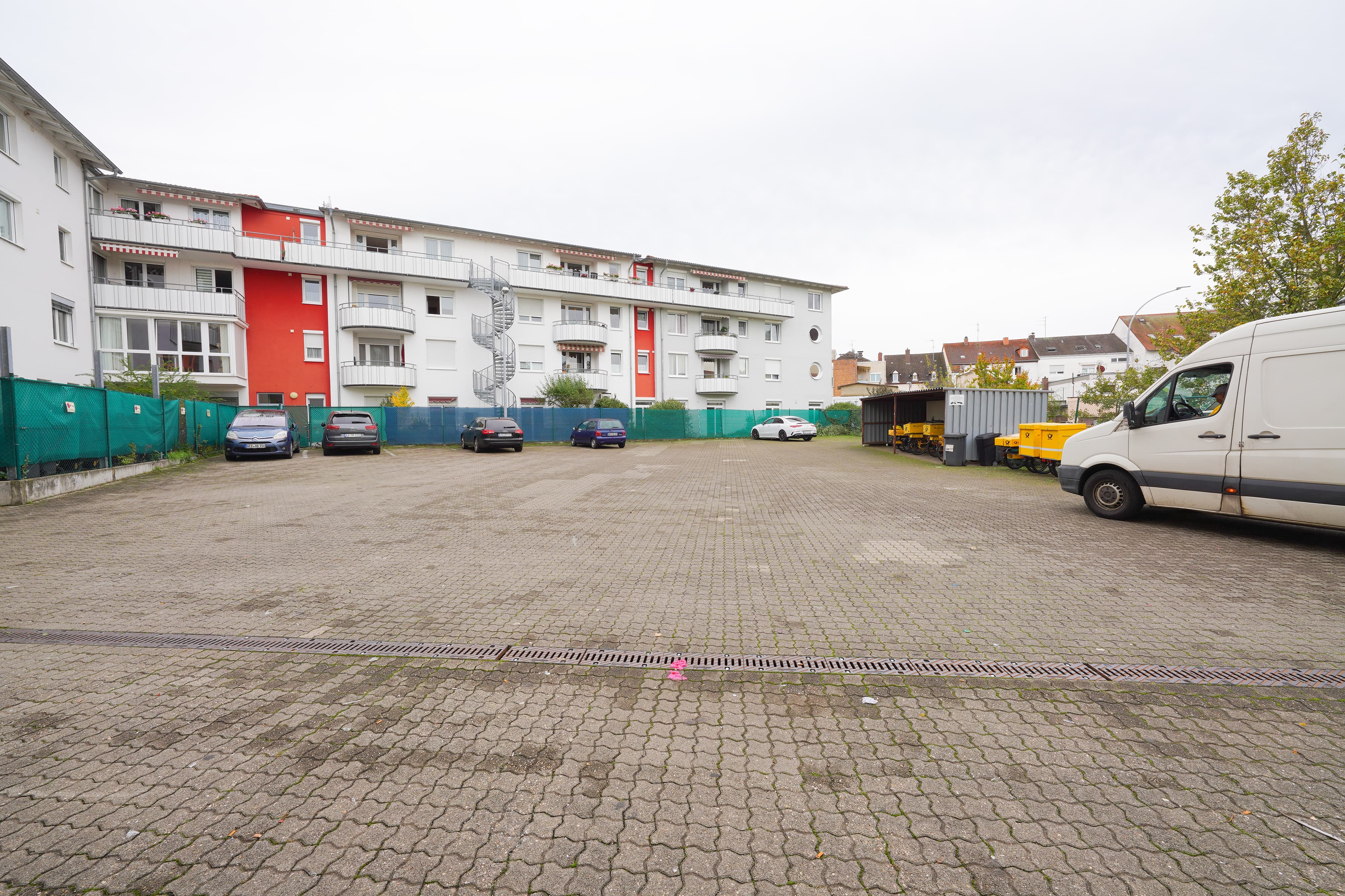 Repräsentatives Büro- und Geschäftshaus mit ca. 1.498 m², Innenhof und Entwicklungspotenzial - Thumbnail 6