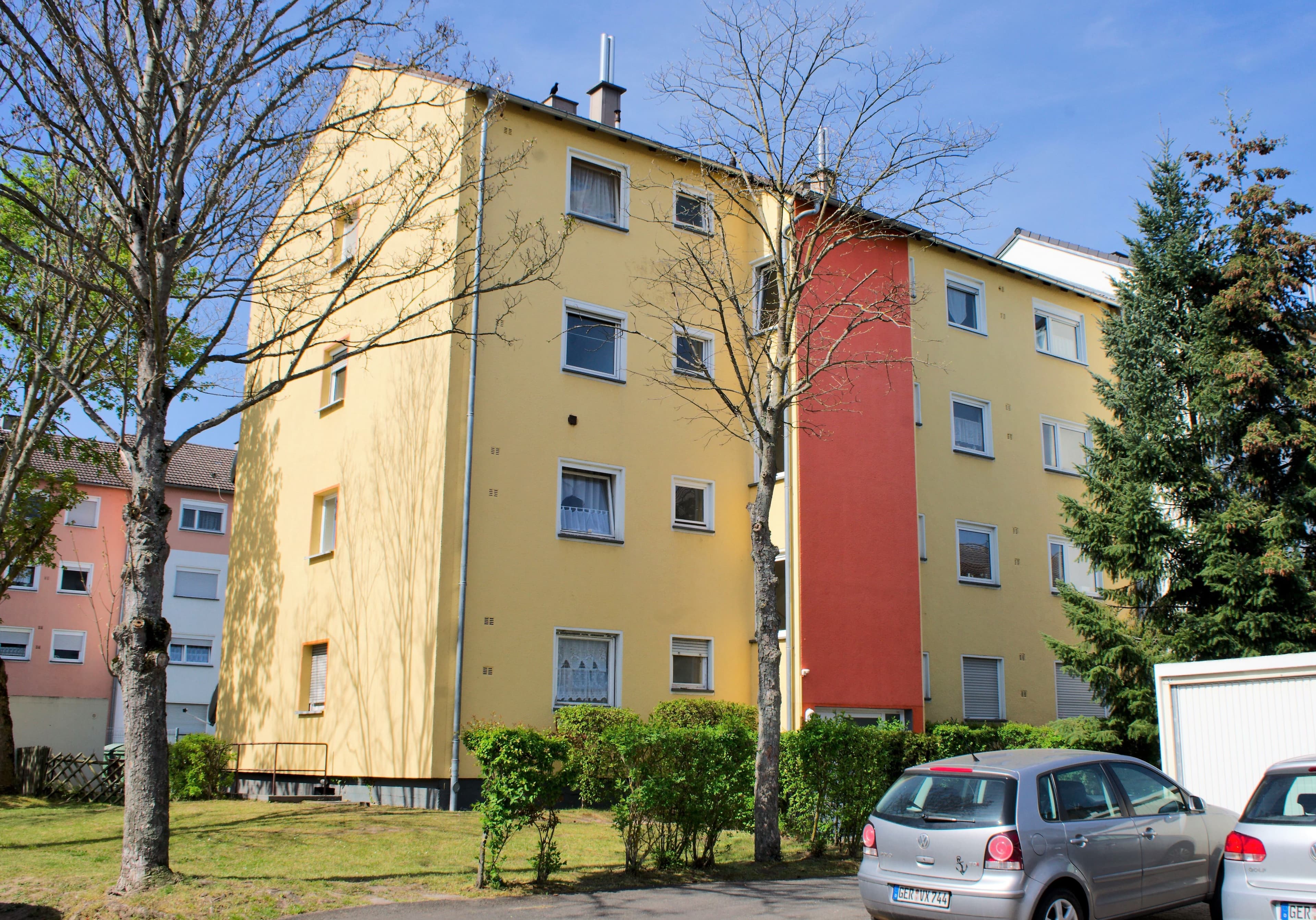 3.5 Zimmer-Wohnung gepflegt, 72m²,oberste Etage, Balkon, nähe Universität